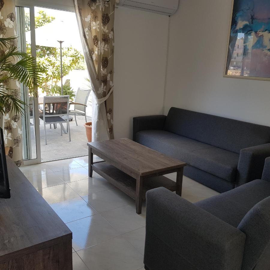 Apartmán Peaceful Townhouse With Private Pool Near The Sea Paphos Exteriér fotografie