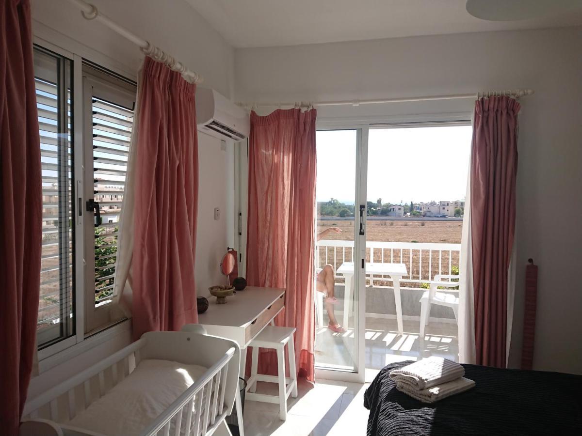 Apartmán Peaceful Townhouse With Private Pool Near The Sea Paphos Exteriér fotografie